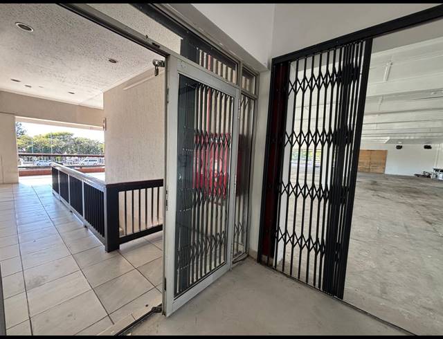 501M² RETAIL TO LET IN DURBANVILLE CENTRAL